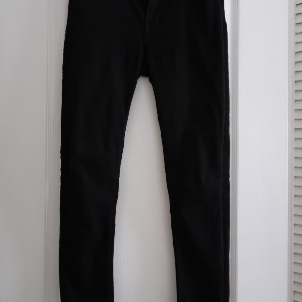 Black Jeans